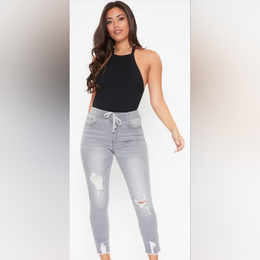 NWT YMI High Rise Denim Ankle Jogger, Size Large, Color Gray
